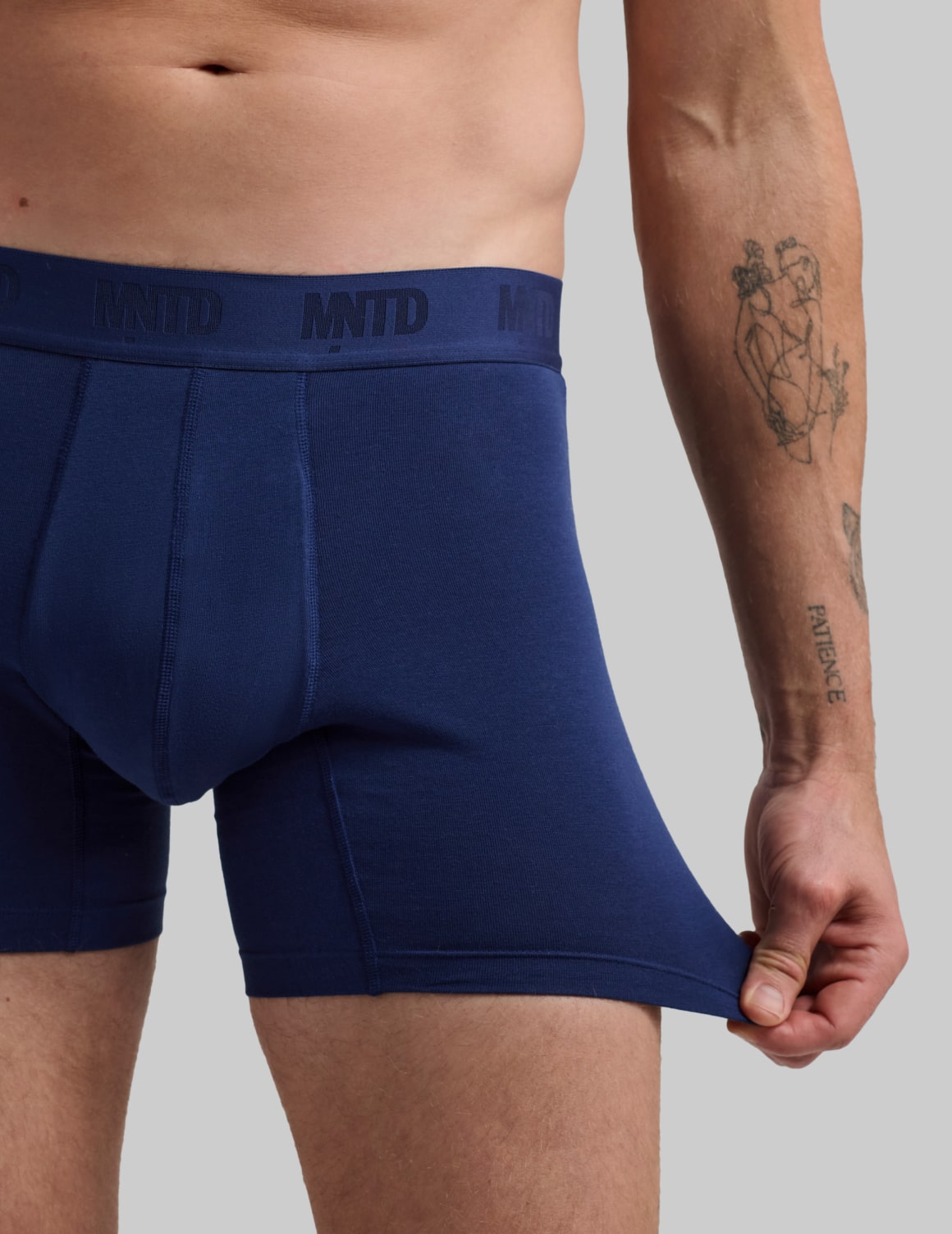 model: Waist 31", wearing size S